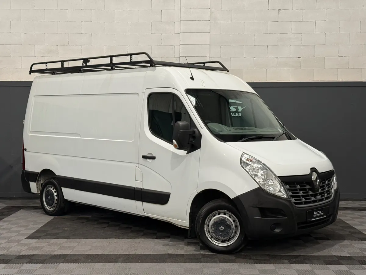 Renault Master 2018 €10528 + VAT - Image 1