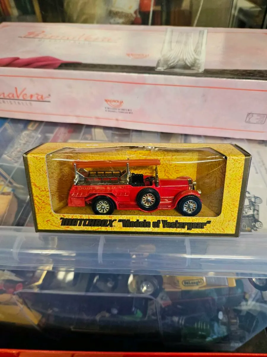 Matchbox Yesteryear Fire Engine - Image 1