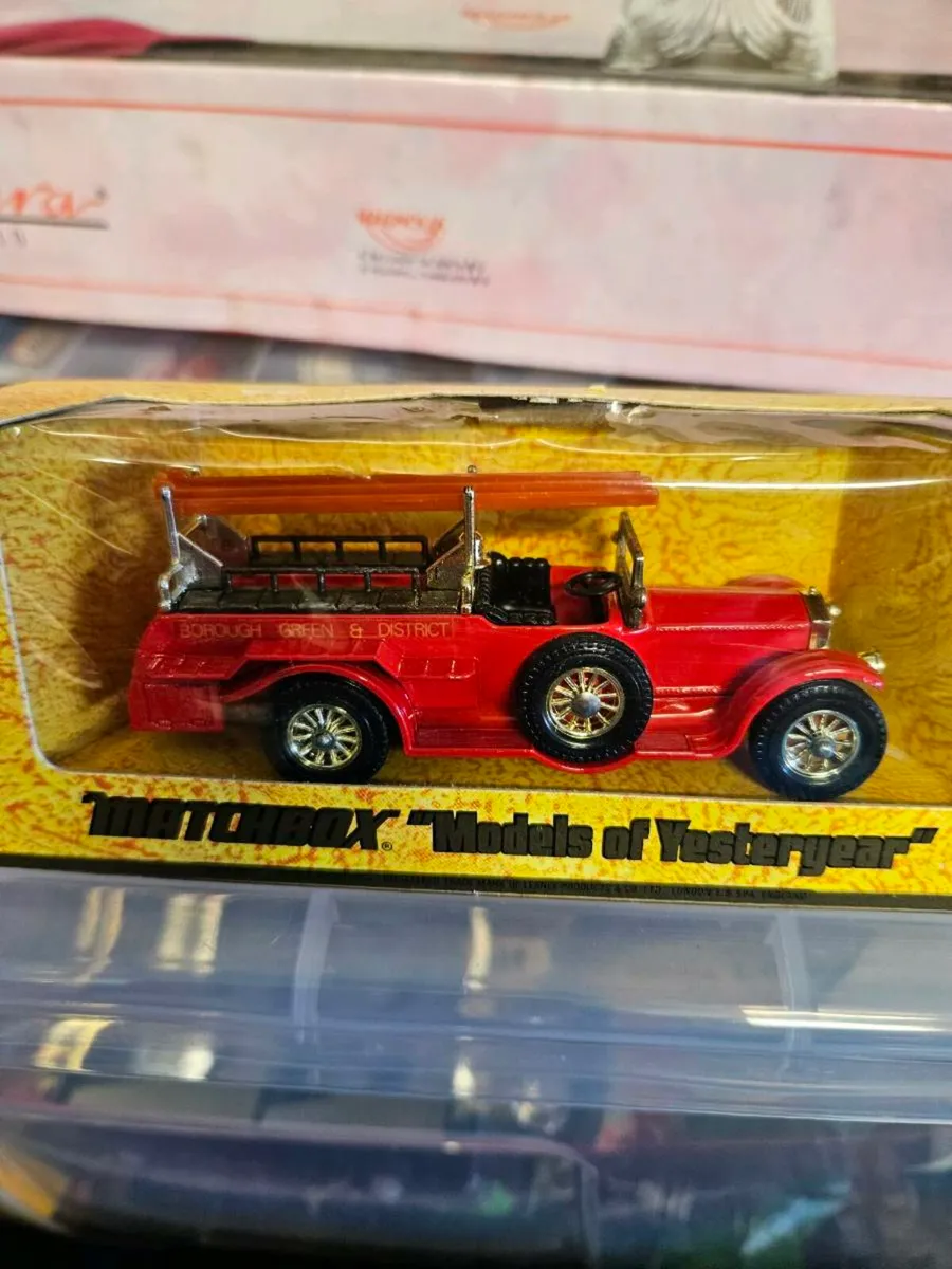 Matchbox Yesteryear Fire Engine - Image 2