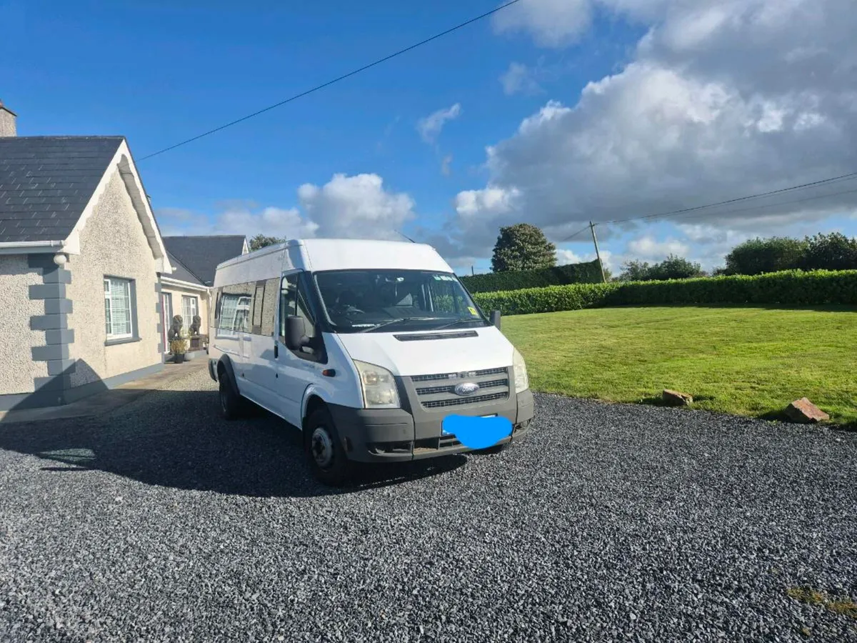 Ford Transit - Image 2