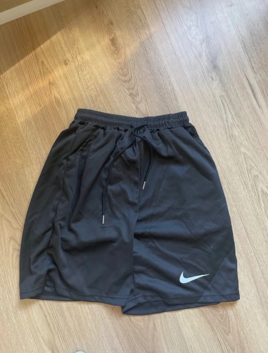 Nike set - Image 4