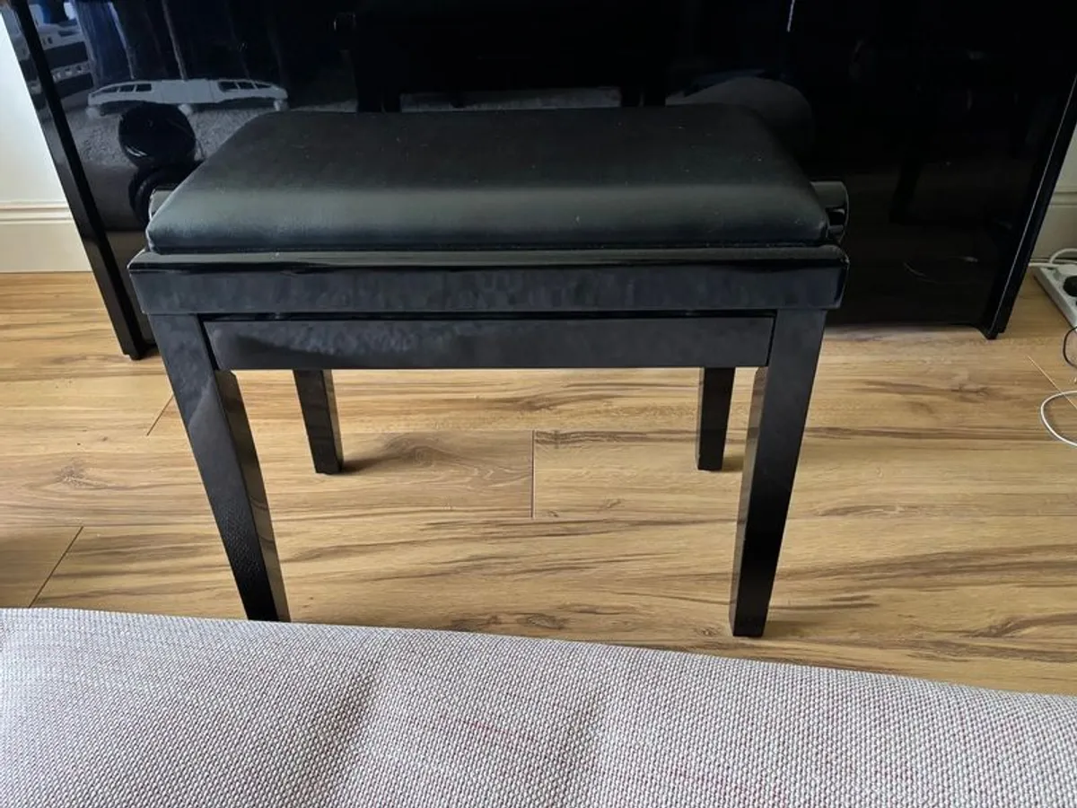 Piano Stool - Image 1