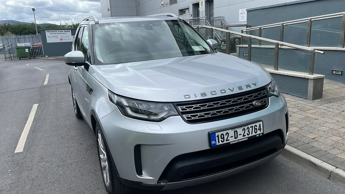 Landrover discovery 5 - Image 2