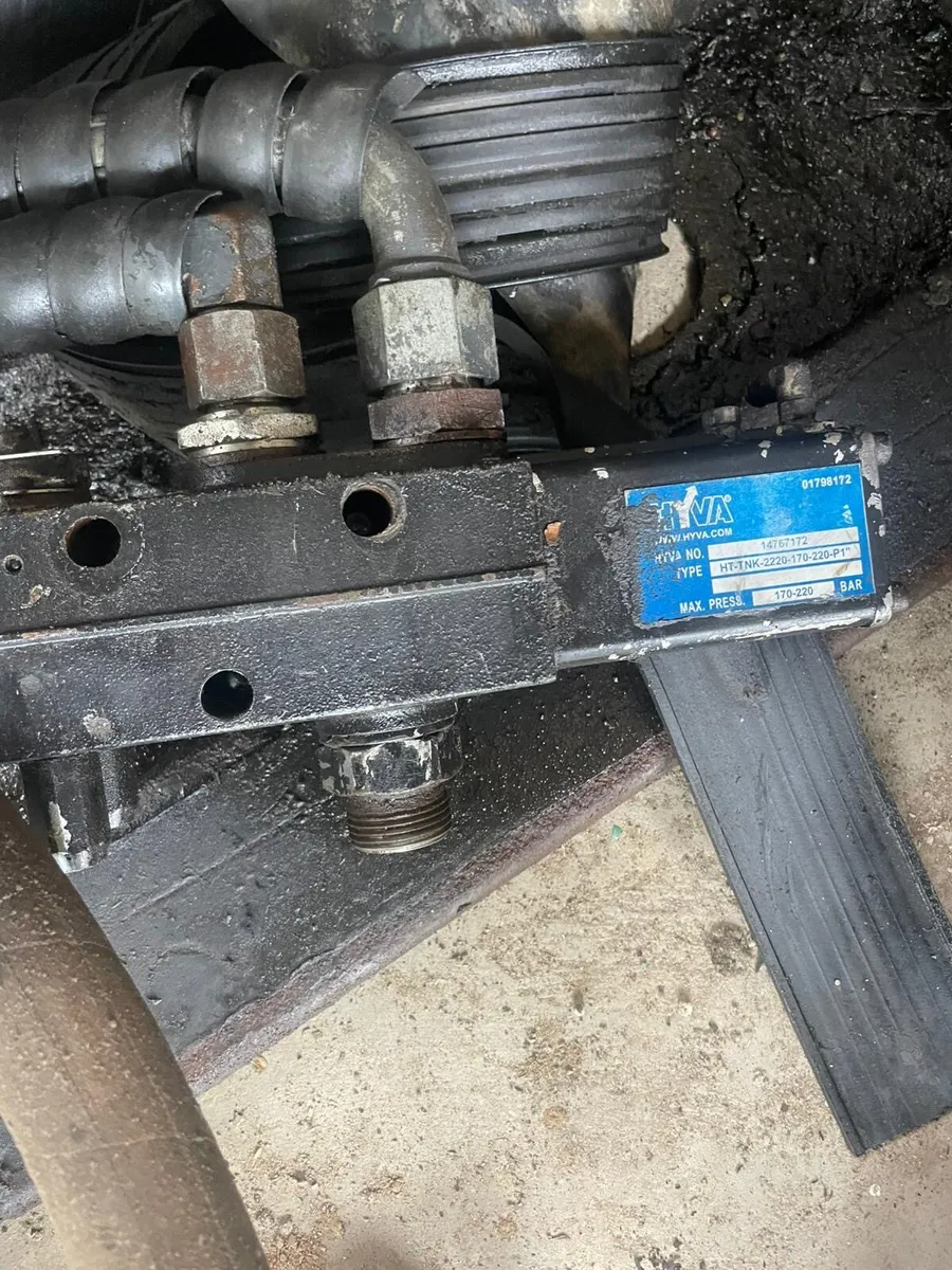 Walking floor tipping gear - Image 3