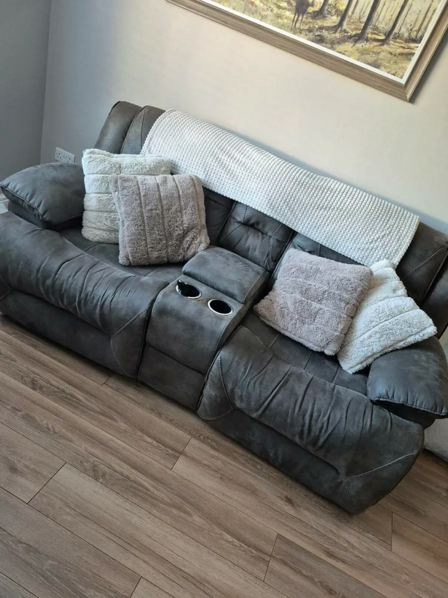 2+1 recliner - Image 1