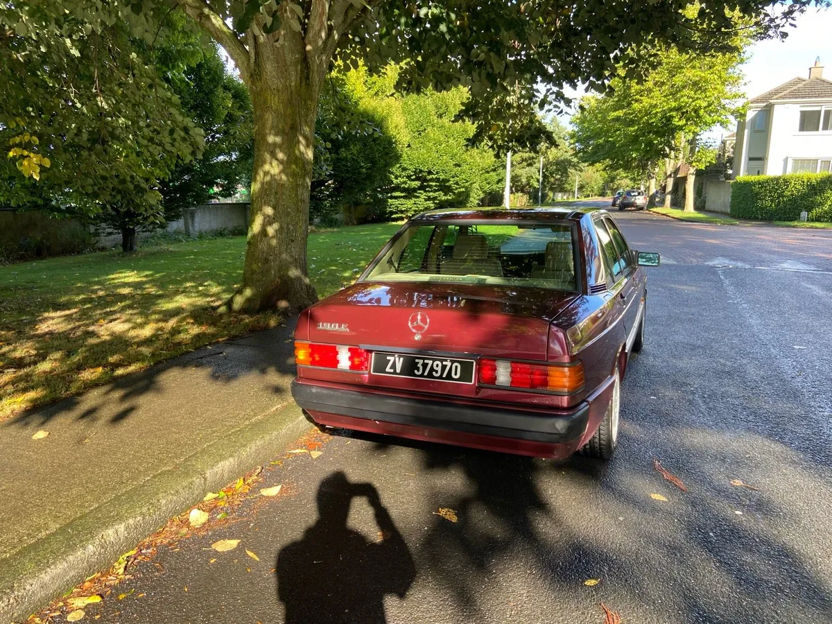 Mercedes190e 1.9 ltd 1992 automatic - Image 3