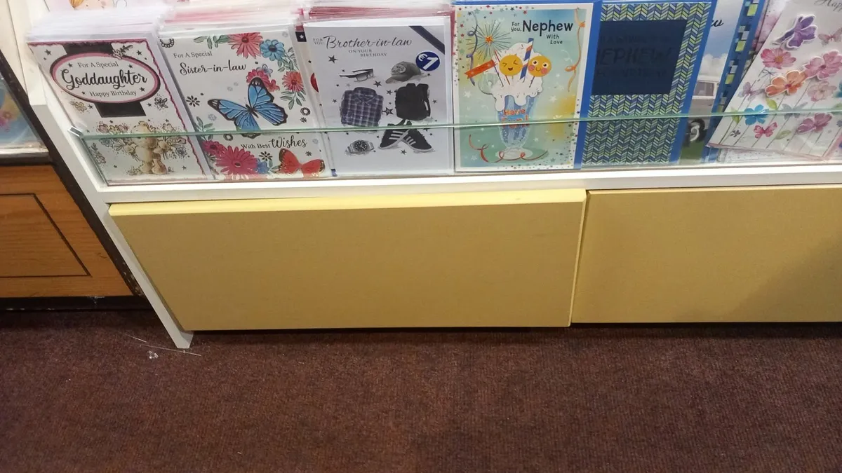 Card Stands - Image 2
