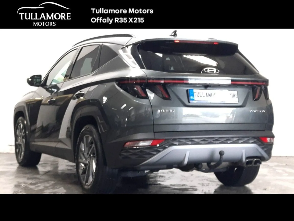 Hyundai Tucson 2WD Executive Plus - Image 3