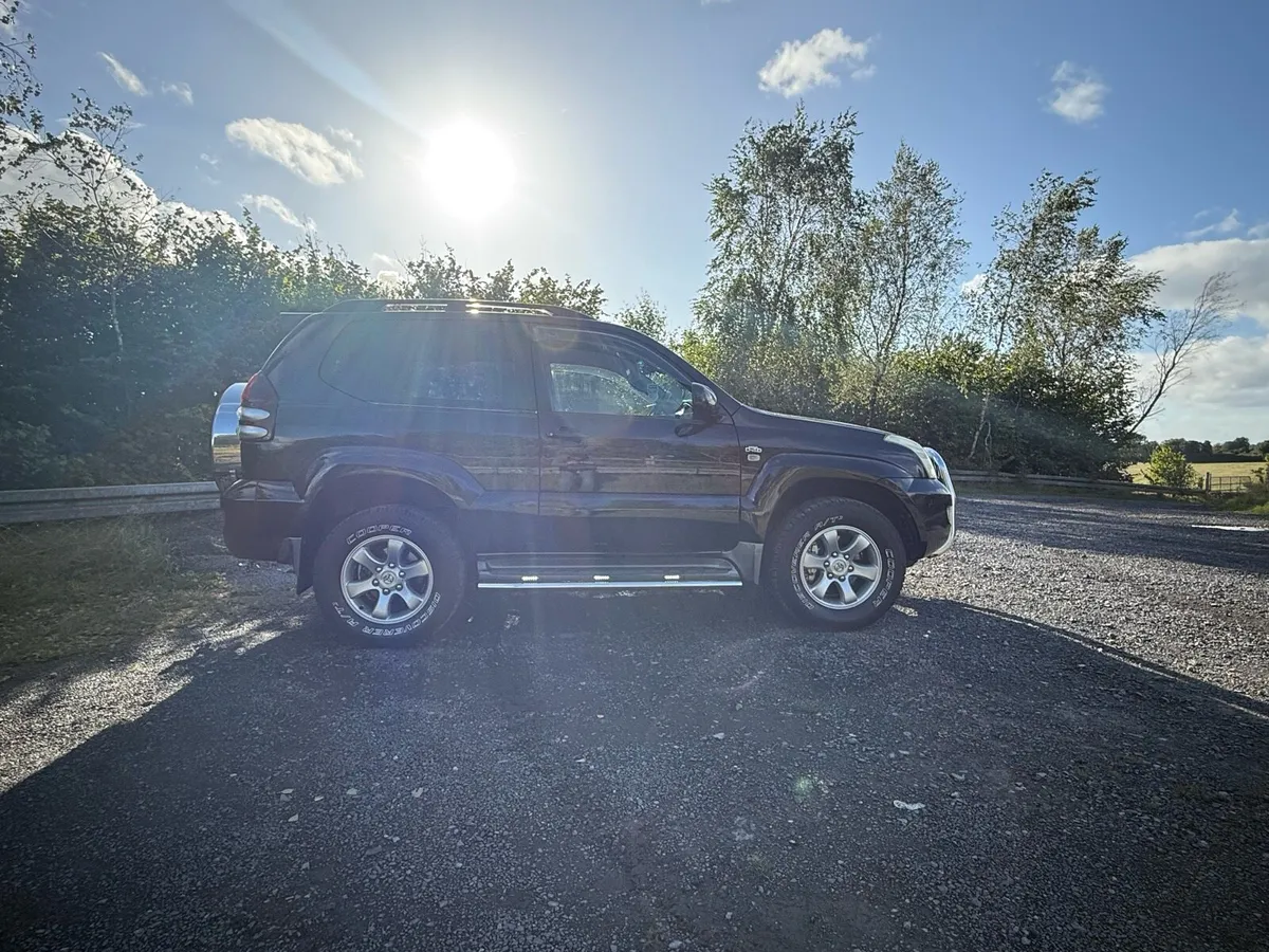 Toyota Land Cruiser LC3 D4D - Image 2