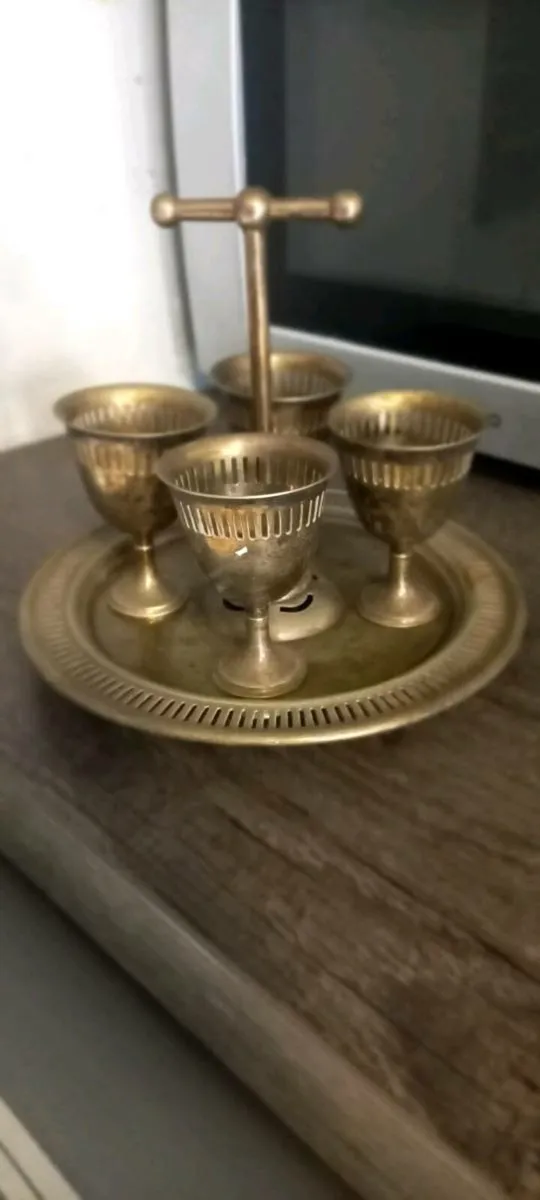 Antique Silver 4 egg cups on stand made in England - Image 1