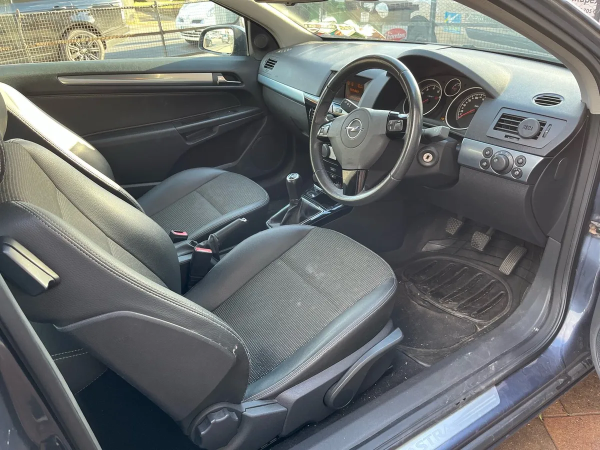 Vauxhall Astra - Image 4
