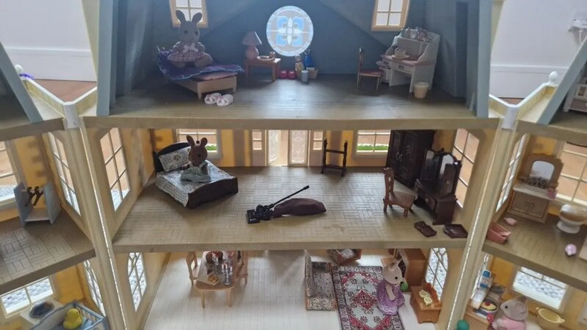 Sylvanian Families Hotel - Image 4