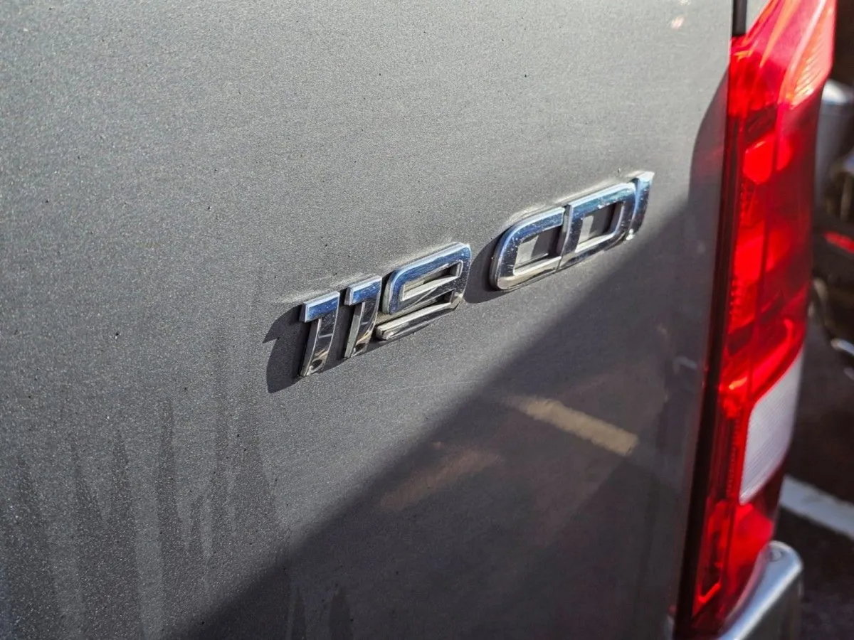 Mercedes-Benz Vito 119 Ka/l Style - Image 4