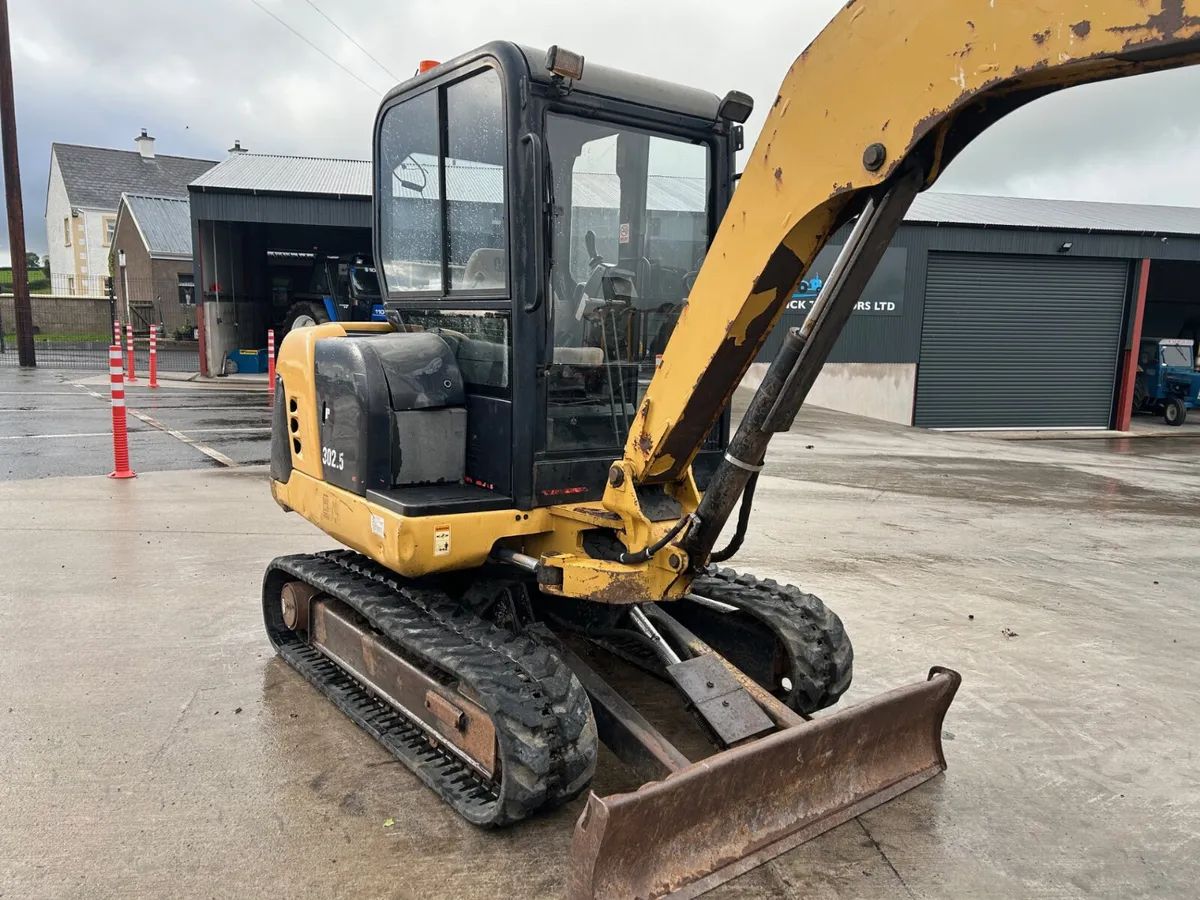 Caterpillar 302.5 C/W x4 Buckets - Image 3