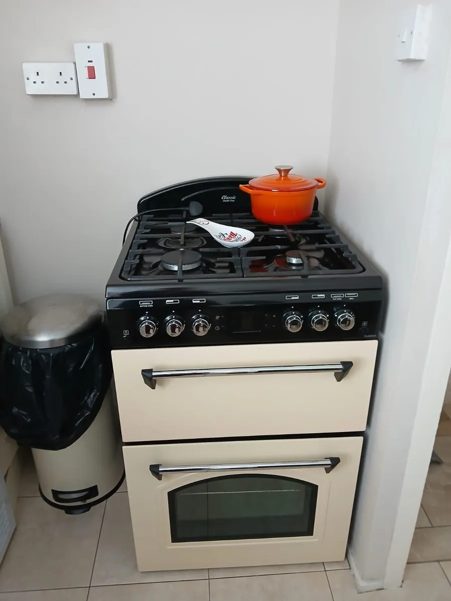 Leisure Gas Cooker 60cm - Image 1