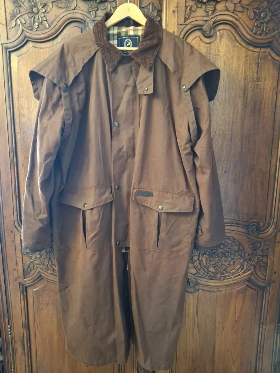 PG FIELDS WAX BROWN LONG COAT - Image 1