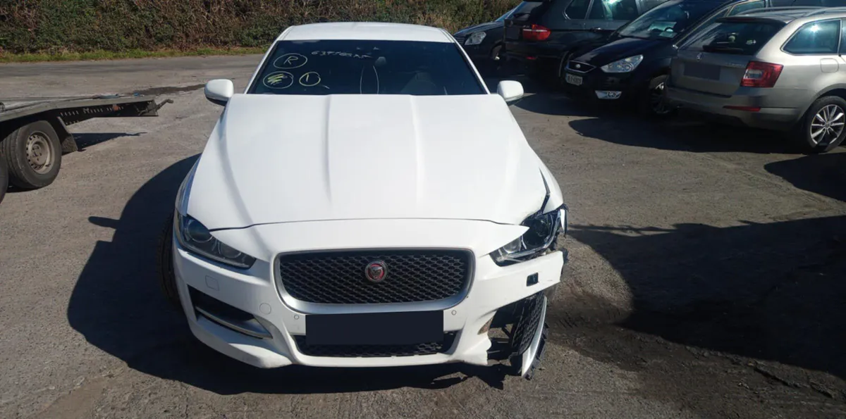 2015 JAGUAR XE  R-SPORT D AUTO 2.0 D FOR PARTS! - Image 1