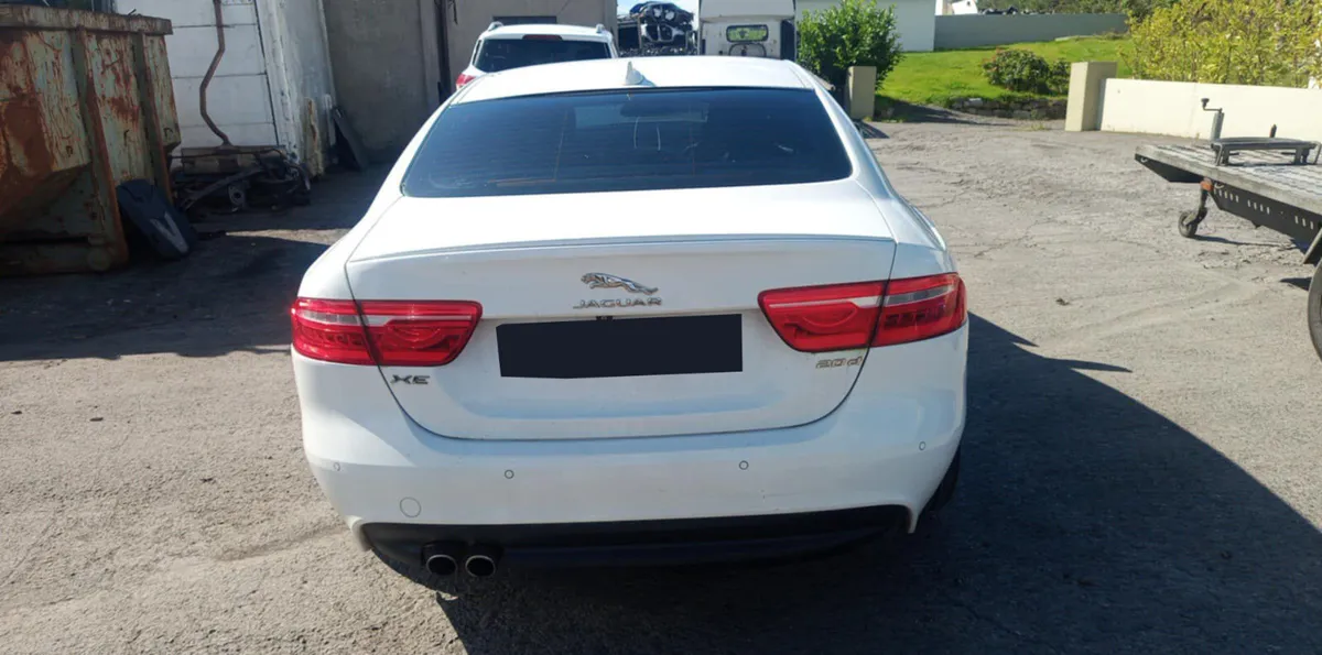 2015 JAGUAR XE  R-SPORT D AUTO 2.0 D FOR PARTS! - Image 2