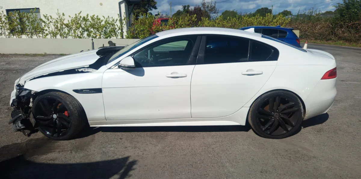 2015 JAGUAR XE  R-SPORT D AUTO 2.0 D FOR PARTS! - Image 3