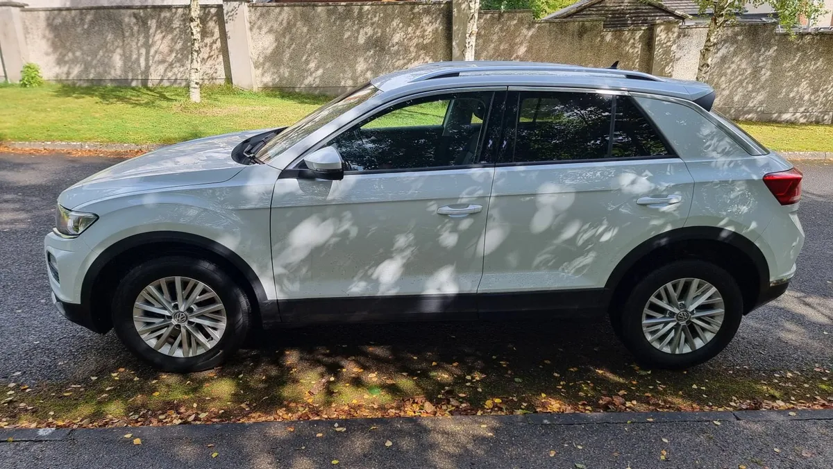 Volkswagen T-Roc 2018 - Image 3