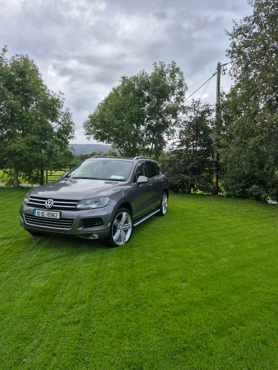 Volkswagen Touareg - Image 1