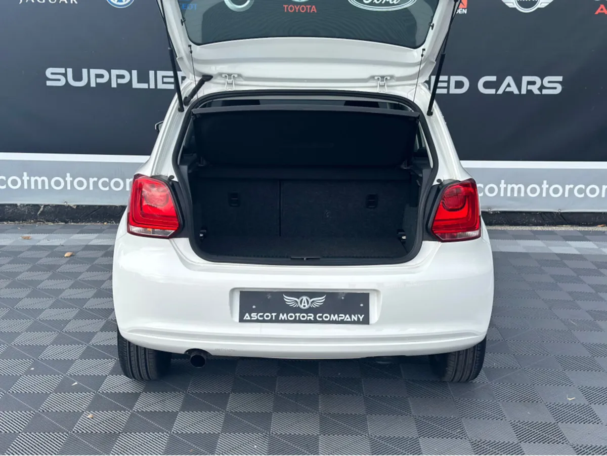 Volkswagen Polo Automatic - Image 4