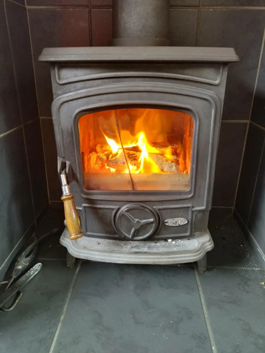 Oisin Stanley Stove - Image 1