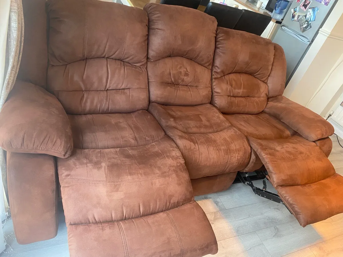 3 Seater Recliner Couch - Image 2