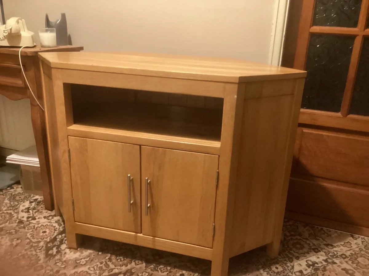 TV unit - Image 1