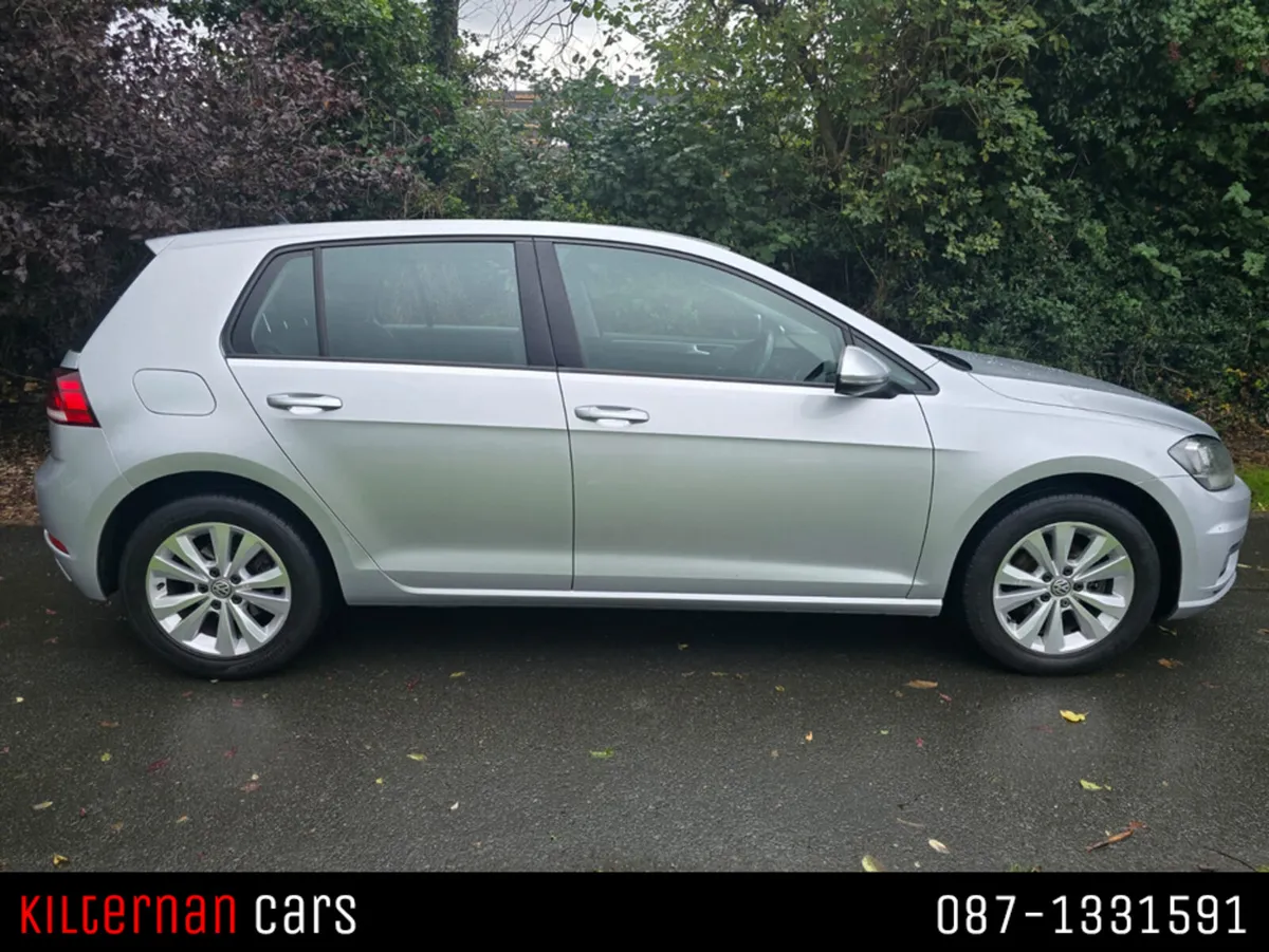 Volkswagen Golf COMFORTLINE 1.0 TSI MANUAL 6SPEED - Image 3