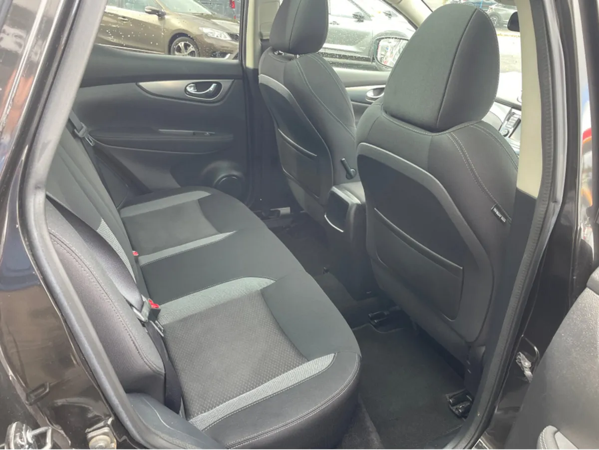 Nissan Qashqai 1.5 DCI N-CONNECTA 5DR 110PS - Image 2
