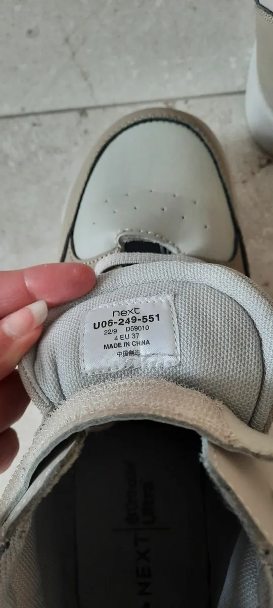 Next Runners size 4 - Image 3
