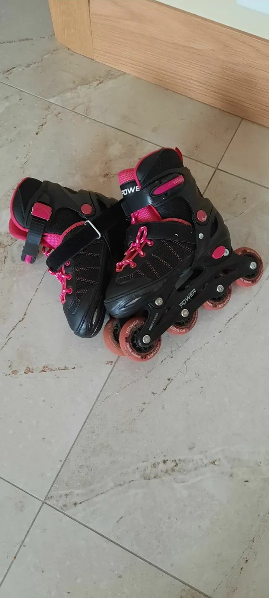 Girls rollerblades  adjustable size 12 -1.5 - Image 3