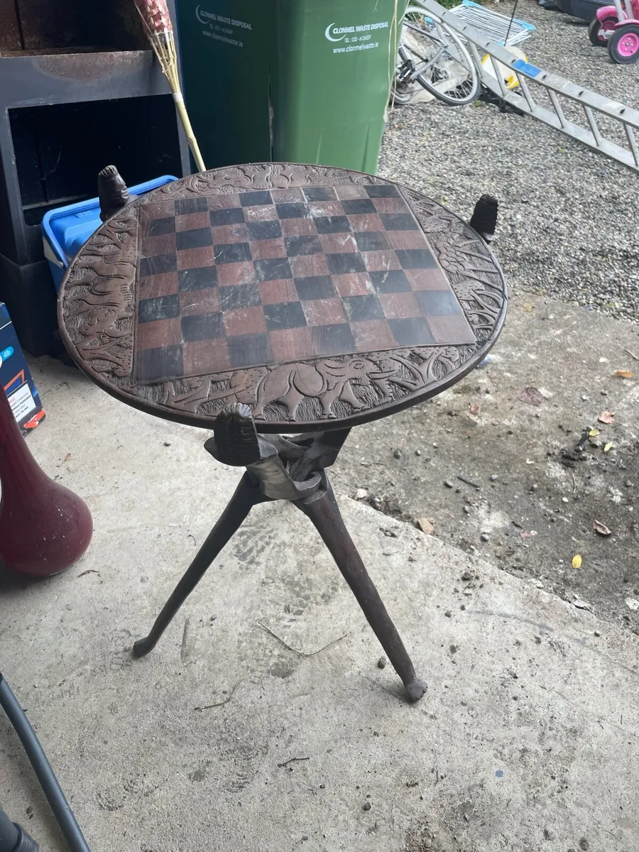Chess table - Image 1