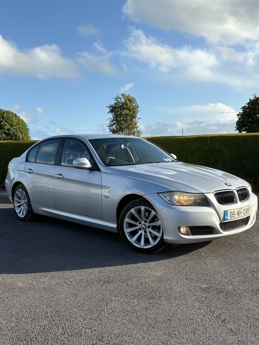 BMW 318D SE - Image 1