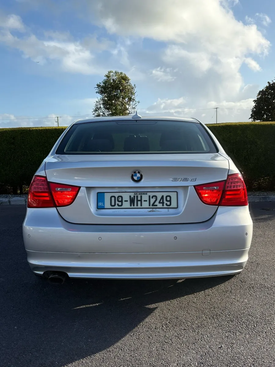BMW 318D SE - Image 4