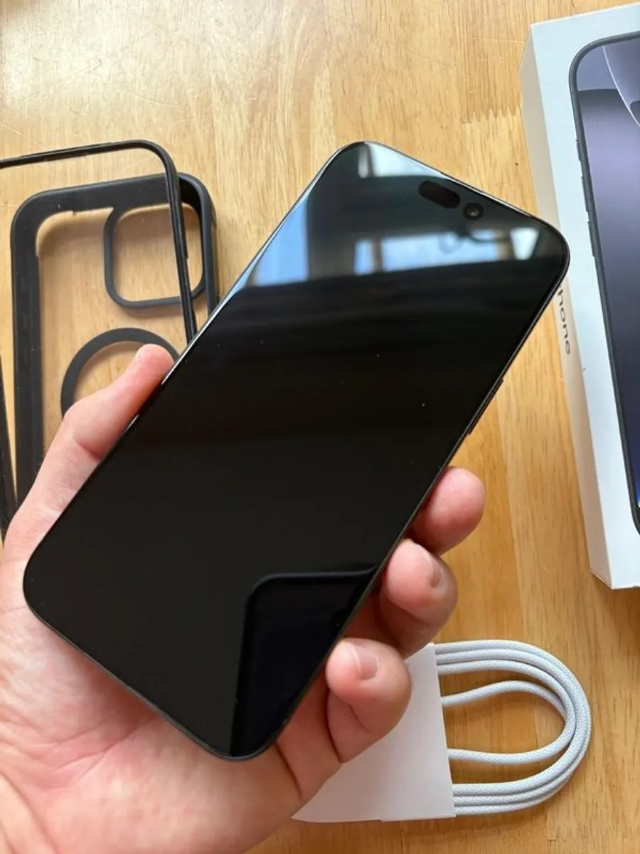 iPhone 16 Pro Max 512GB - Still in warranty - Image 2