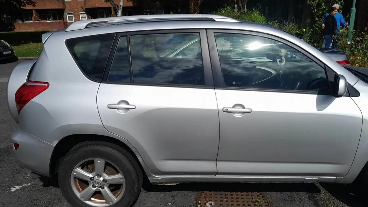Toyota RAV4 2006 - Image 4