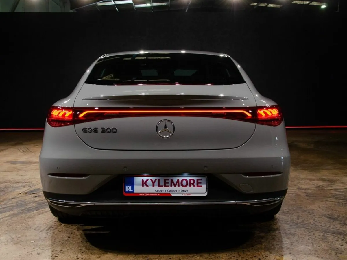 Mercedes-Benz E-Class EQE 300 SPORT EDITION - SELE - Image 4