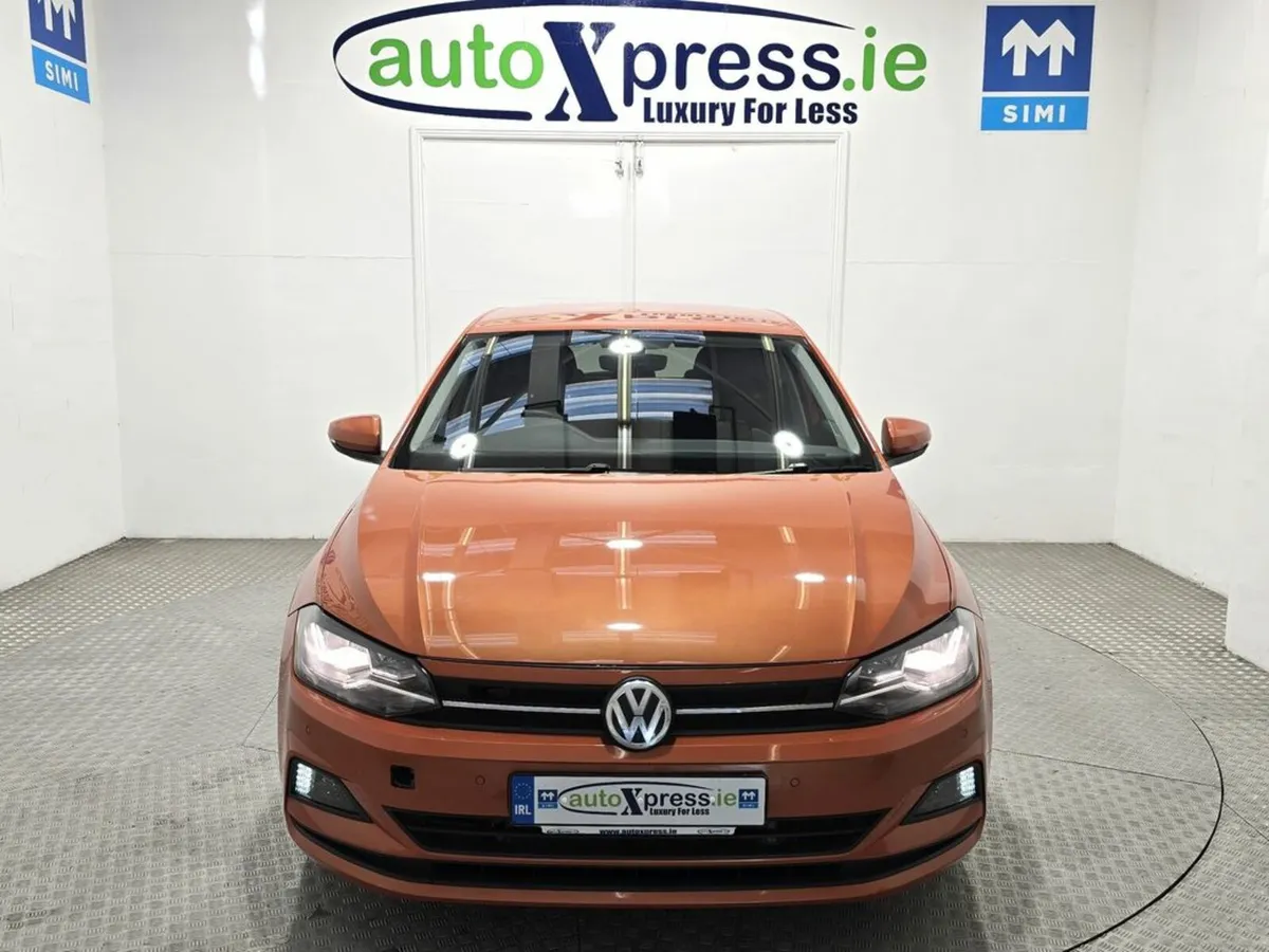Volkswagen Polo 1.0 TSI Automatic, Reversing camer - Image 3
