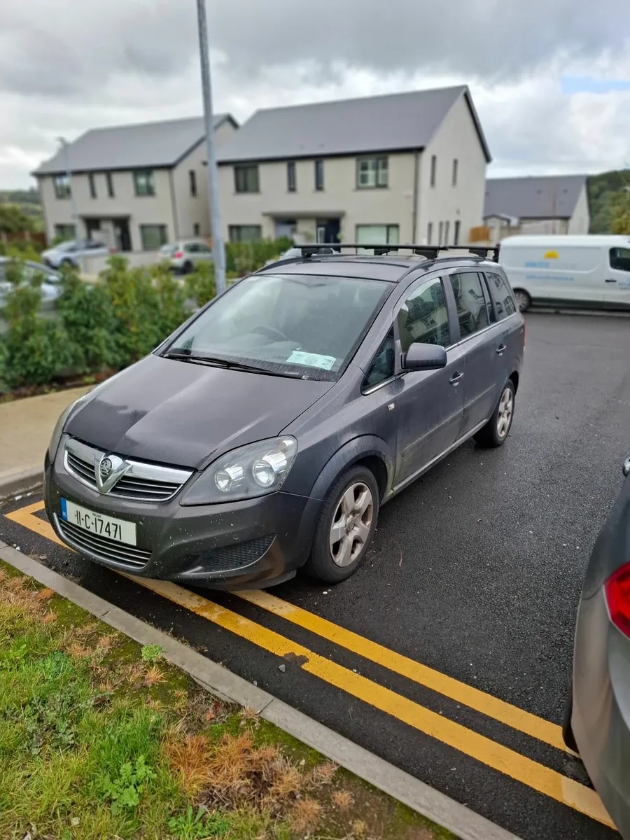 Vauxhall Zafira 2011 - Image 1