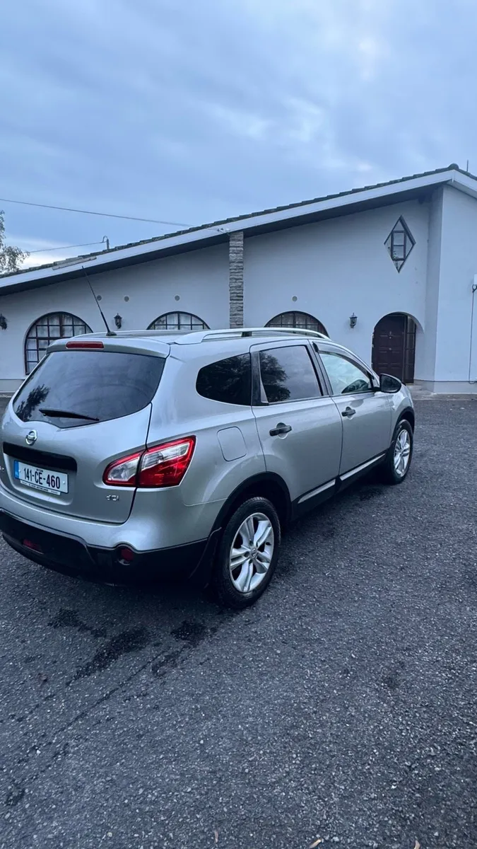 Nissan qashqai+2 4x4 rare model - Image 3