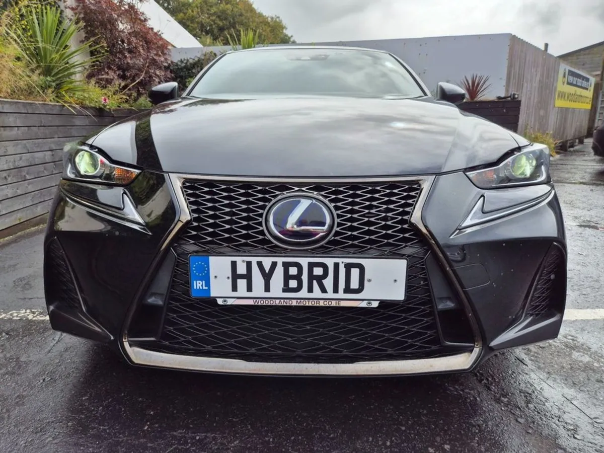 Lexus IS300h 2.5 Hybrid / F-sport TOP Sport Spec - Image 3