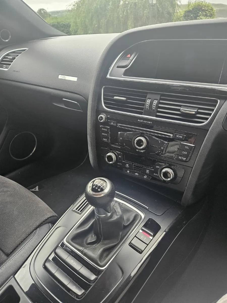 Audi A5 132 Sportsback Black Edition - Image 2