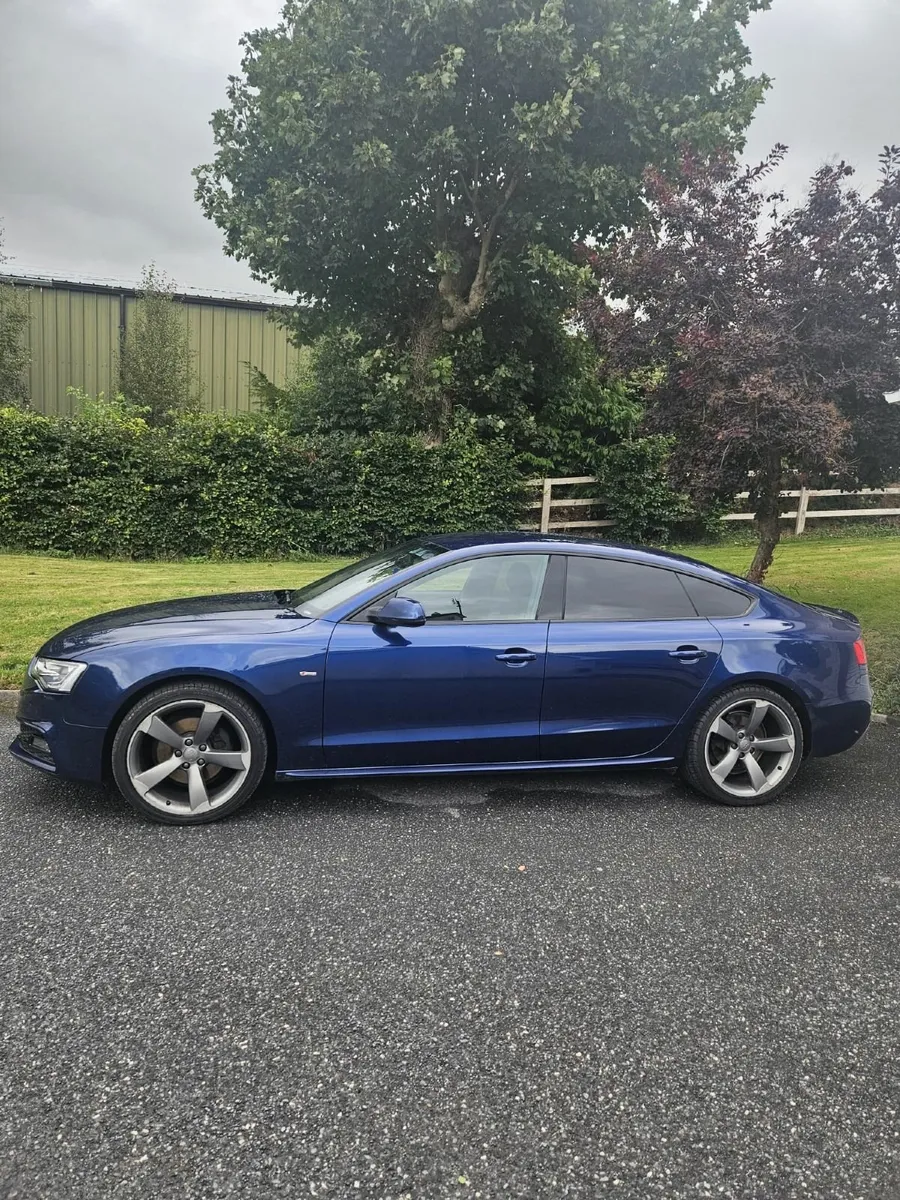Audi A5 132 Sportsback Black Edition - Image 1