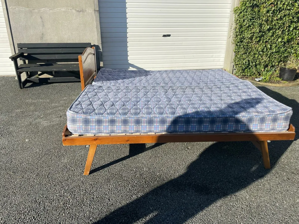 Single Bed/Double Bed - Image 4