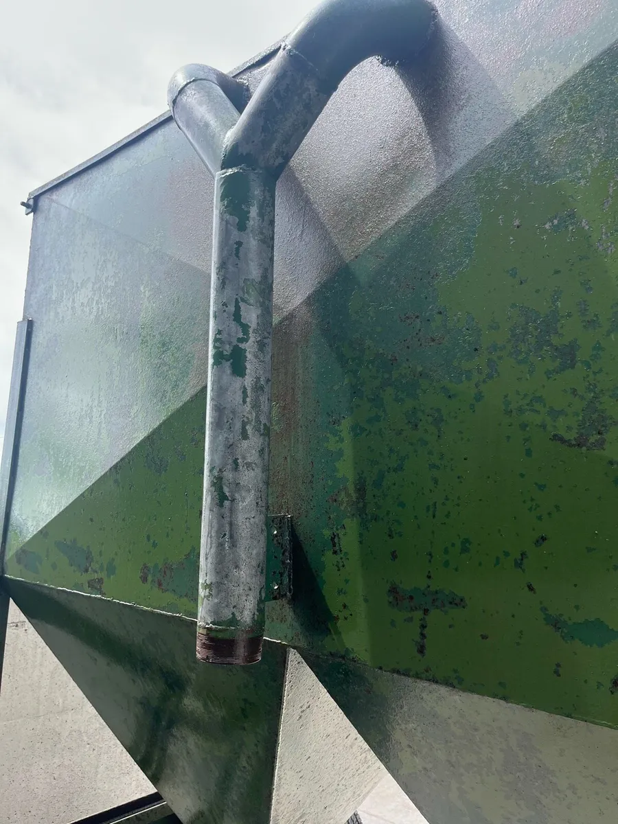 3 tonne transportable meal bin - Image 2