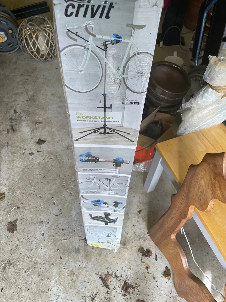 Bicycle stand