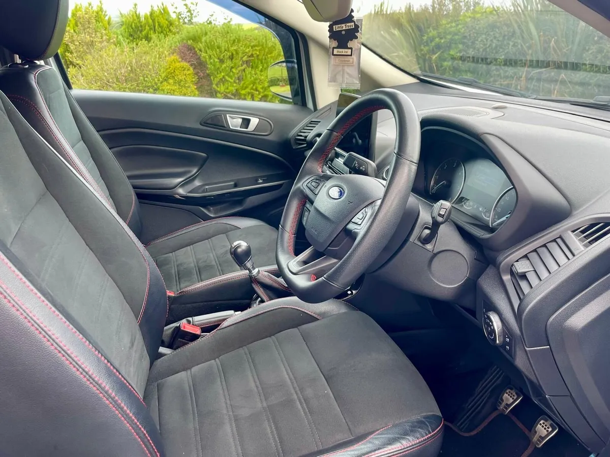 201 Ford Ecosport ST-Line 1.5 Diesel - Image 4
