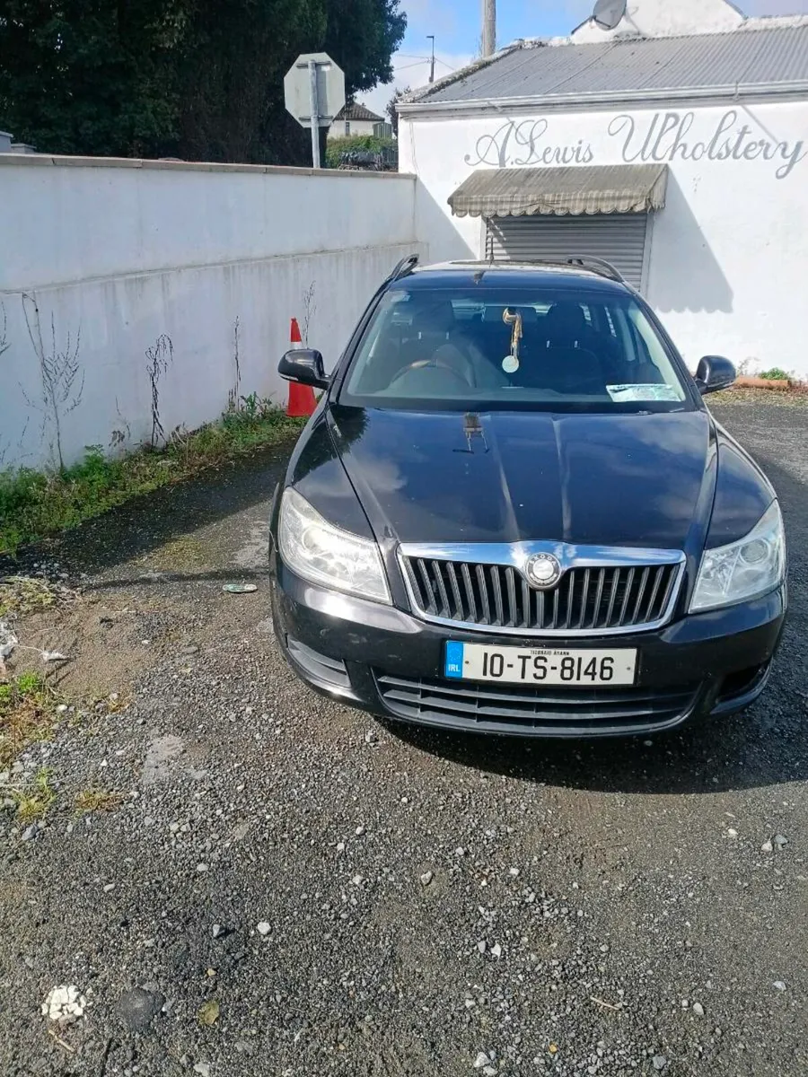 Car - Image 1